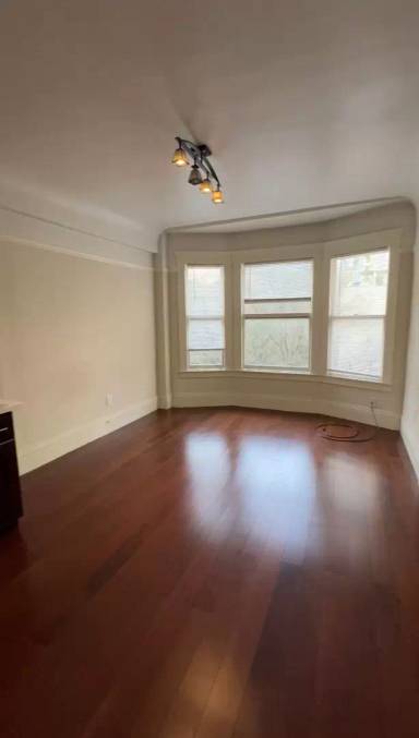 Main picture of 1062 Sutter St