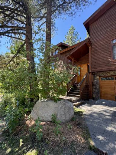 Main picture of 3149 Fresno Avenue
