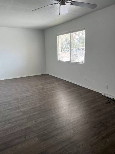 Main picture of 520 W Clark St