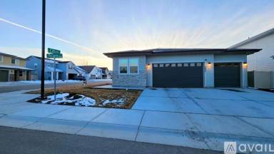 Main picture of 5457 S Polaris Ave
