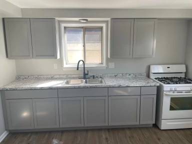 Main picture of 4715 N 35th St