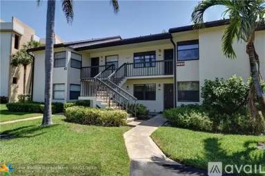 Main picture of 4880 Lucerne Lakes Blvd W