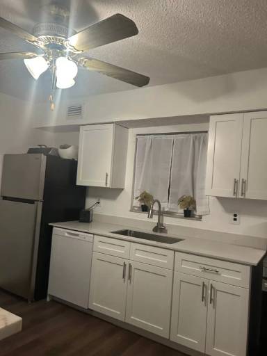 Main picture of 4940 87th Ave N