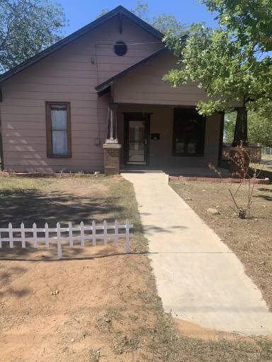 Main picture of 2501 Avenue B