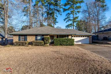 Main picture of 418 Homalot Dr