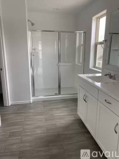 Main picture of 7230 S 13th Pl