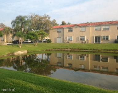Main picture of 401 SW 86th Ave