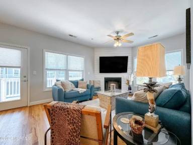 Main picture of 108 Pelican Dr