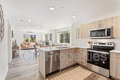 Main picture of 669 E Badger Rd