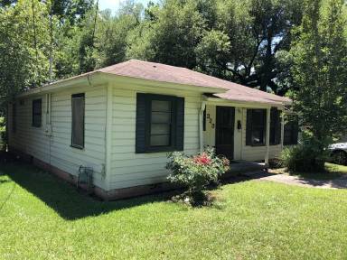 Main picture of 323 Sunset Ave