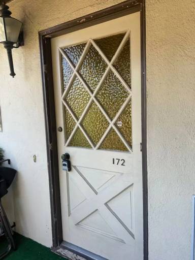 Main picture of 170 44th Ave