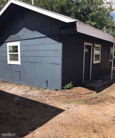 Main picture of 924 Cedar St & 1209 N 10th St Apartments