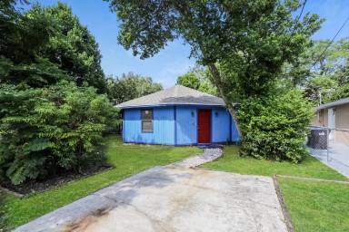 Main picture of 108 S Observatory Dr
