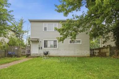 Main picture of 977 E 13th Ave