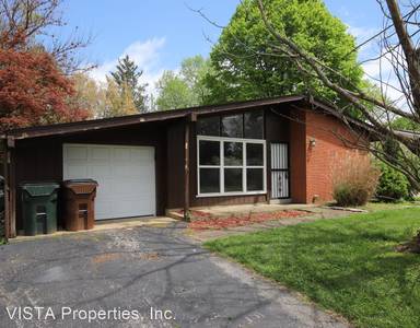 Main picture of 1807 Brentmoor Ln