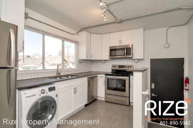 Main picture of 701 E 2nd Ave