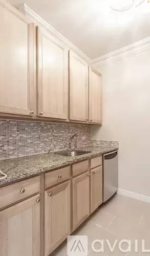 Main picture of 77 Battery Pl