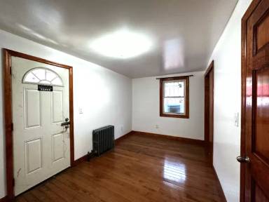 Main picture of 3613 32nd St