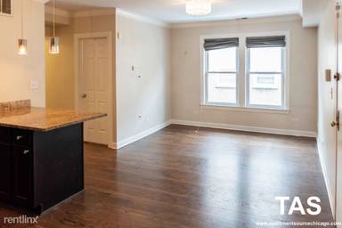 Main picture of 628-34 W Roscoe St