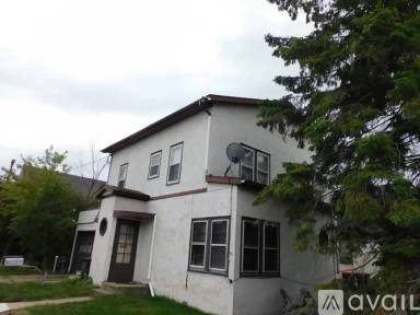 Main picture of 324 N 8th St