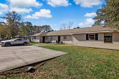 Main picture of 510 S Orange Edwards Blvd