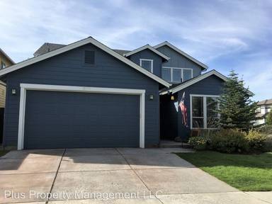 Main picture of 2979 NE Red Oak Dr