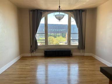 Main picture of 111 Broadway Ave