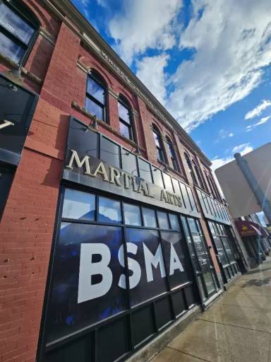 Main picture of 301 Main St