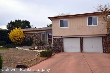 Main picture of 12312 Marshall Ct NE