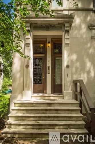 Main picture of 1027 S 4th St