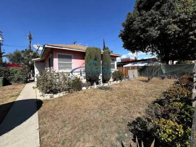 Main picture of 5009 W 101st St