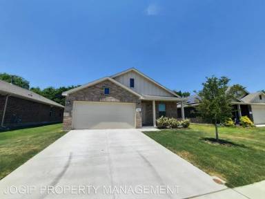 Main picture of 304 Westpark Dr