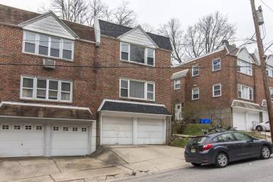Main picture of 612 Green Ln
