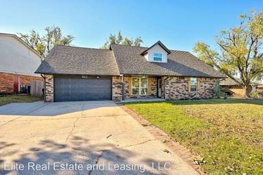 Main picture of 8813 Aaron Dr