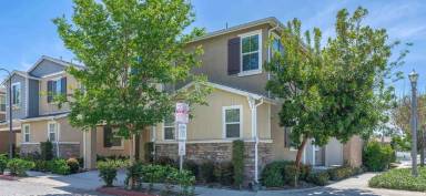 Main picture of 399 N Avelina Way