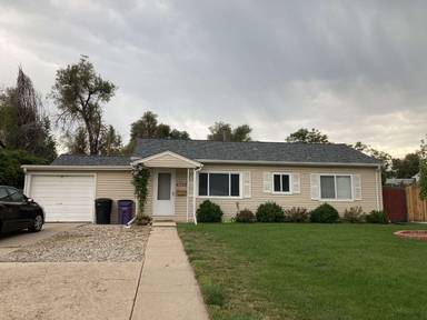 Main picture of 4720 E Yale Ave