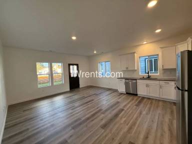 Main picture of 3712 E Liberty Ave