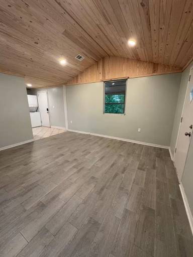 Main picture of 2538 Cleveland Rd