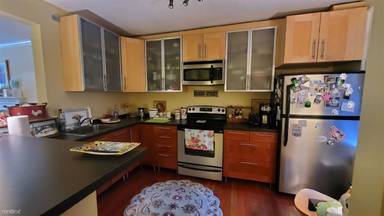 Main picture of 255 Beacon St