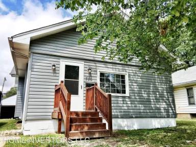 Main picture of 736 Condit St