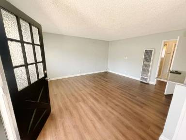 Main picture of 362 Redondo Ave