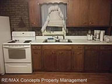 Main picture of 217 Jefferson St