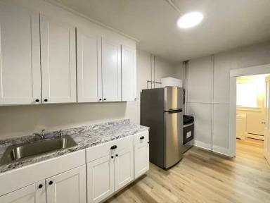 Main picture of 49 Pennacook St