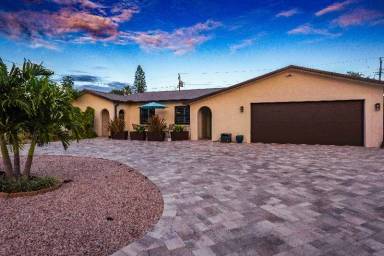 Main picture of 2320 Abalone Ave