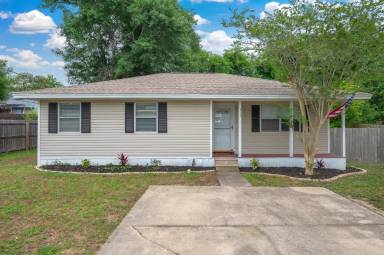 Main picture of 113 Marimba St