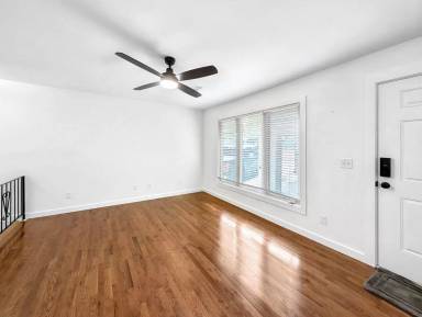 Main picture of 1 Mellor Ct