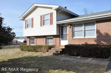 Main picture of 19475 Williams Dr