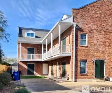 Main picture of 2326 Short St