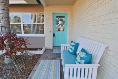 Main picture of 13826 Antigua Dr