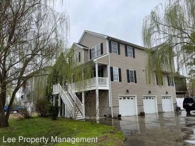 Main picture of 2 Tyndall Ln